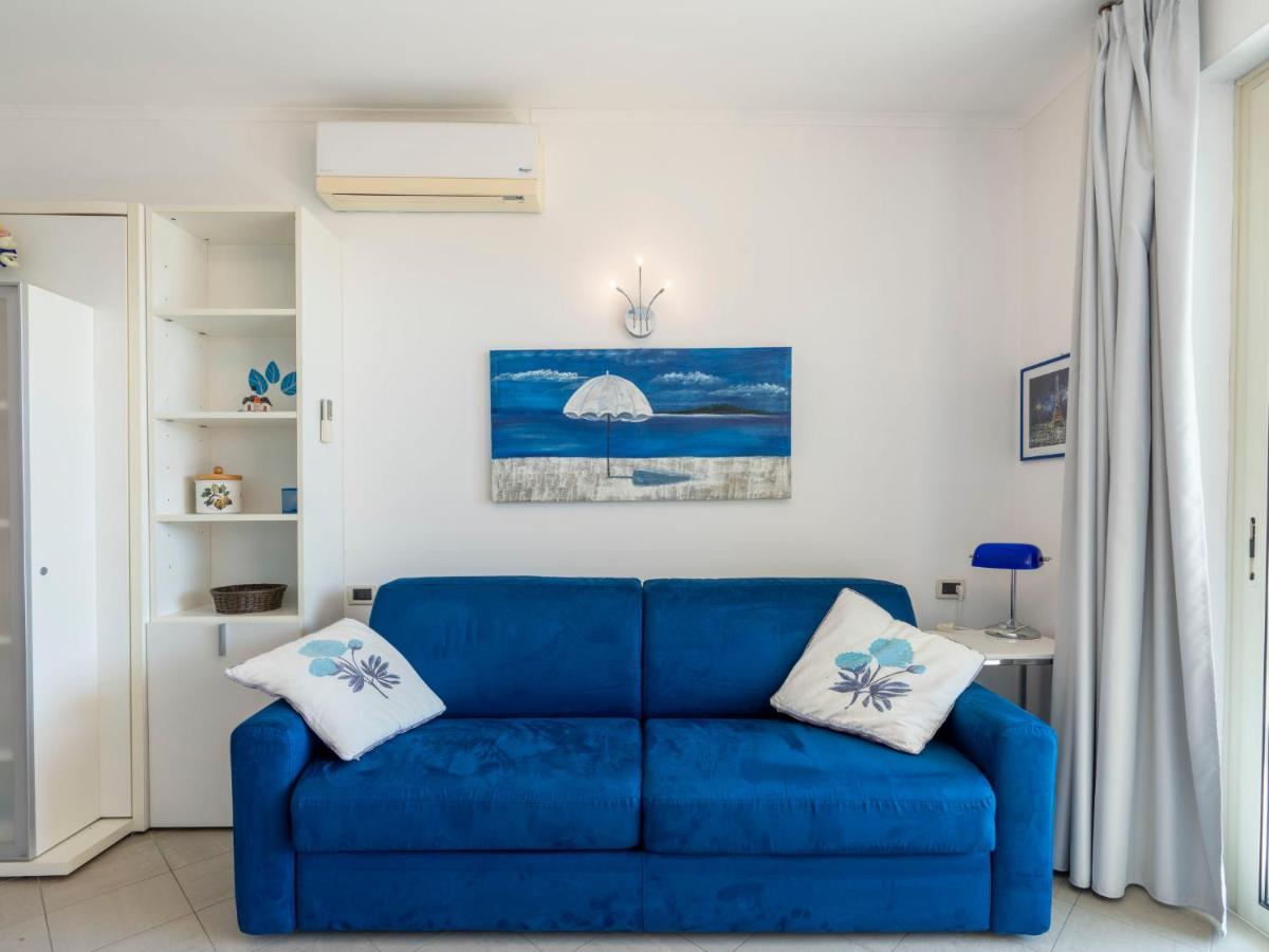 Apartment Blue Moon By Interhome Santo Stefano al Mare Zewnętrze zdjęcie